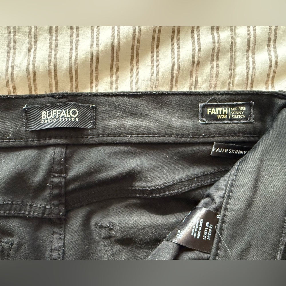 Buffalo David Bitton Black Mid-Rise Skinny Jeans - Picture 9 of 11